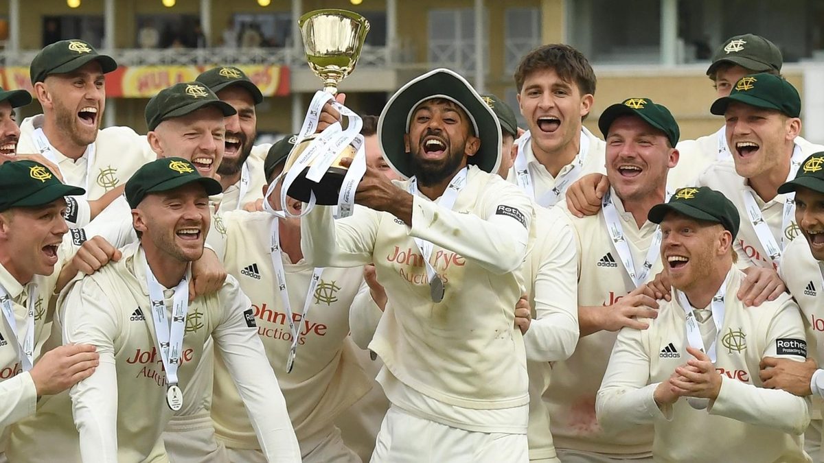Haseeb Hameed lifts County Championship trophy with Nottinghamshire teammates