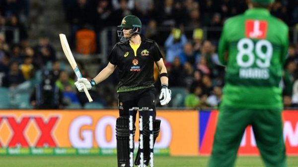 the-big-six-steve-smith-puts-on-a-show-in-canberra.Click to read full article.