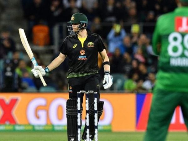 the-big-six-steve-smith-puts-on-a-show-in-canberra.Click to read full article.