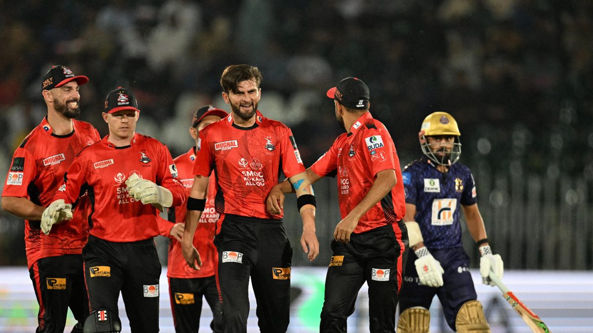 Lahore's Qalandars' Pakistani captain Shaheen Shah Afridi (C) celebrates with teammates after taking the wicket of Quetta Gladiators Pakistani captain Saud Shakeel (R) during the Pakistan Super League (PSL) Twenty20 cricket match between Lahore Qalandars and Quetta Gladiators at the Rawalpindi Cricket Stadium in Rawalpindi on April 13, 2025