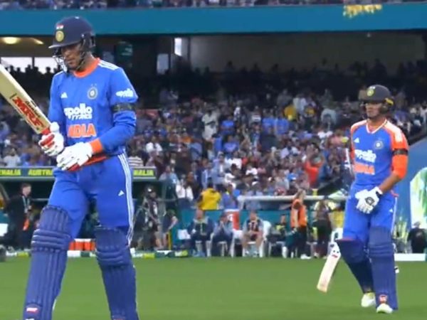 explained-why-australia-and-india-players-are-wearing-black-armbands-in-the-second-t20i.Click to read full article.