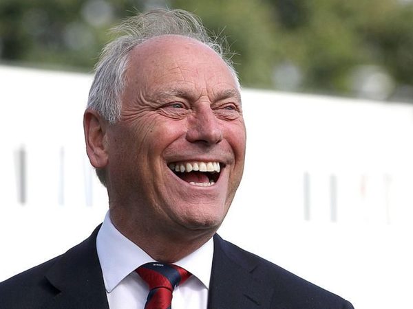 colin-graves-to-step-down-as-ecb-chairman-early.Click to read full article.