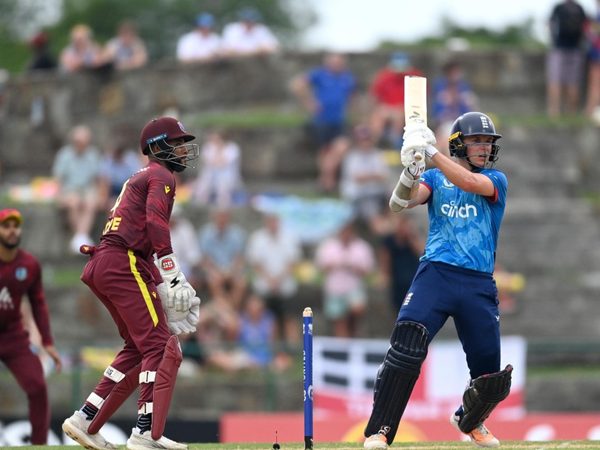 sam-curran-points-out-fielding-restriction-violation-after-hitting-six-hits-free-hit-for-four-too.Click to read full article.