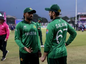 t20-world-cup-semi-final-scenarios-how-pakistan-can-qualify-after-england-beat-new-zealand.Click to read full article.