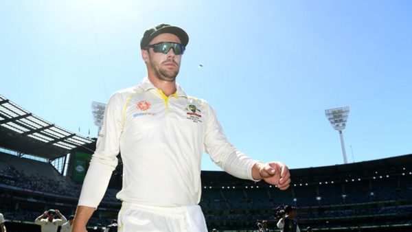 travis-head-slams-mcg-crowds-poor-behaviour.Click to read full article.