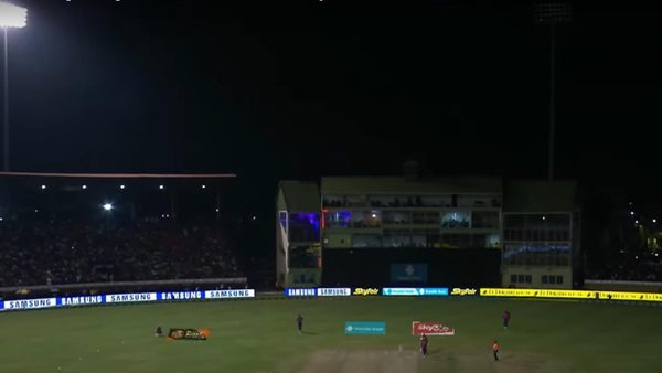 cpl-issues-clarification-over-cut-off-times-in-floodlight-failure-controversy.Click to read full article.