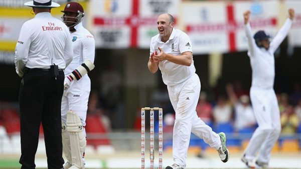 former-england-spinner-james-tredwell-announces-retirement.Click to read full article.