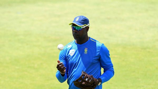 ottis-gibson-reportedly-keen-take-england-coaching-job.Click to read full article.