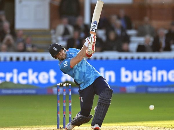 liam-livingstone-hits-mitchell-starc-for-australian-record-28-runs-in-one-over.Click to read full article.