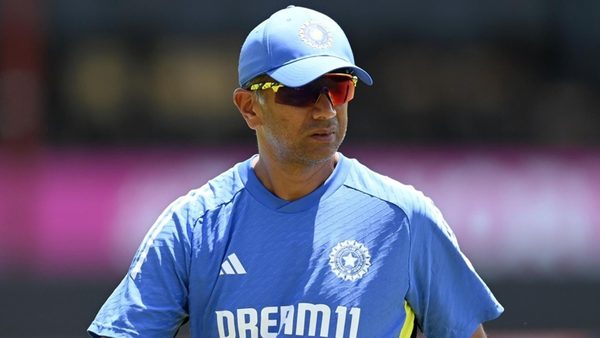 rahul-dravid-responds-doitfordravid-social-media-trend-t20-world-cup-2024-final.Click to read full article.