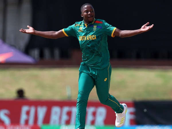 mumbai-indians-sign-17-year-old-south-africa-kwena-maphaka-madushanka-replacement.Click to read full article.