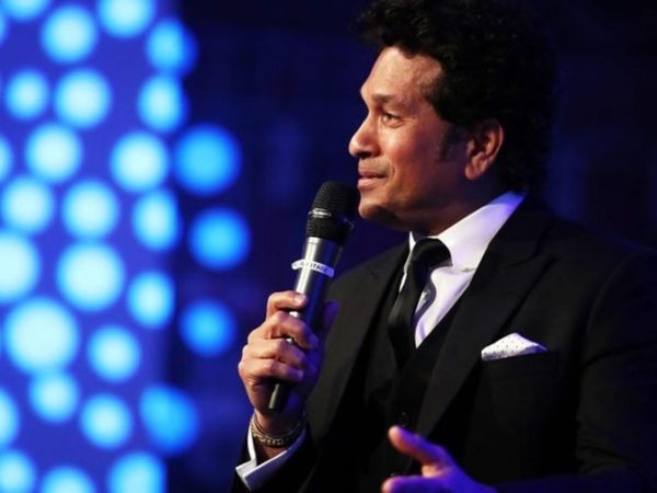 dew-factor-big-role-sachin-tendulkar-india-day-night-test.Click to read full article.