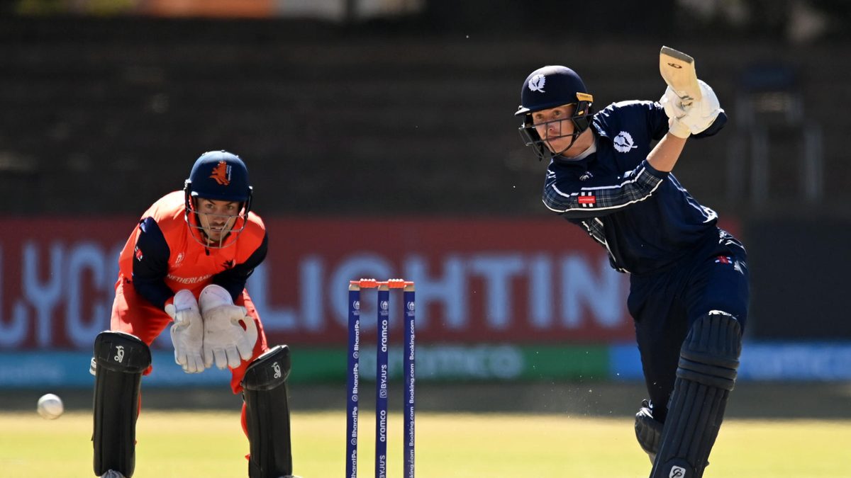 Brandon McMullen of Scotland plays a shot as Scott Edwards of Netherlands keeps during the ICC Men's Cricket World Cup Qualifier Zimbabwe 2023 Super 6 match between Scotland and Netherlands at Queen’s Sports Club on July 06, 2023 in Bulawayo, Zimbabwe