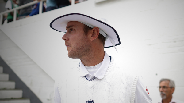 stuart-broad-retires-tweets-tributes-stuart-broad-shock-retirement.Click to read full article.