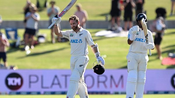 kane-williamson-hits-30th-hundred-chasing-bradman-absurd-home-record-nz-vs-sa-cricket-news-today.Click to read full article.