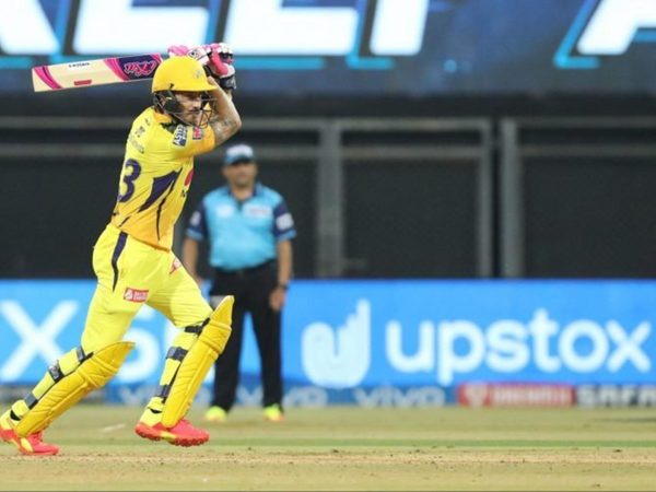 not-out-out-not-out-du-plessis-survives-double-review-in-bizarre-bouncer-drama.Click to read full article.