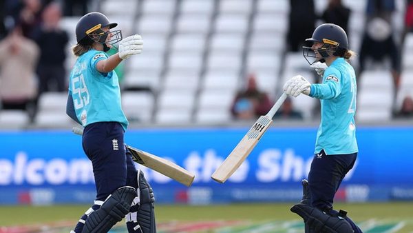 england-stand-in-captain-charlie-dean-teenage-debutant-tilly-corteen-coleman-all-round-performance-to-get-over-the-line-in-scrappy-chase.Click to read full article.