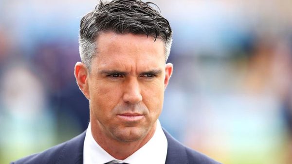 pietersen-porter-twitter-spat.Click to read full article.