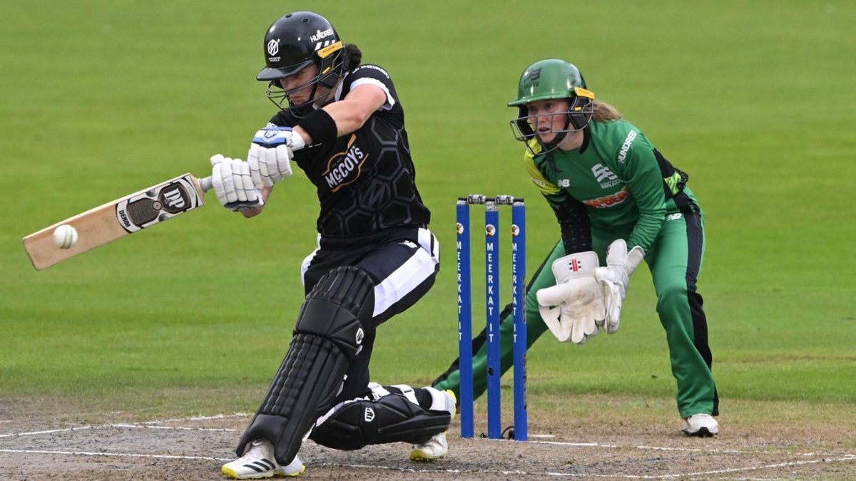 Rhianna Southby keeps for Southern Brave in The Hundred