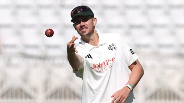 england-test-quicks-josh-tongue-olly-stone-fall-just-short-of-127-year-old-record-with-gutsy-last-wicket-stand.Click to read full article.