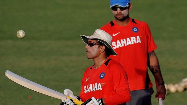 when-virat-kohli-gave-tendulkar-his-late-fathers-sacred-thread.Click to read full article.