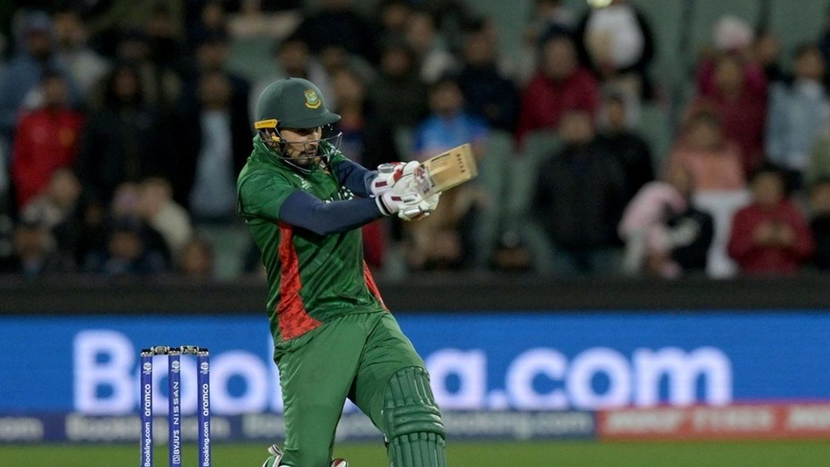 Nurul Hasan chased the 2nd-highest last-over target