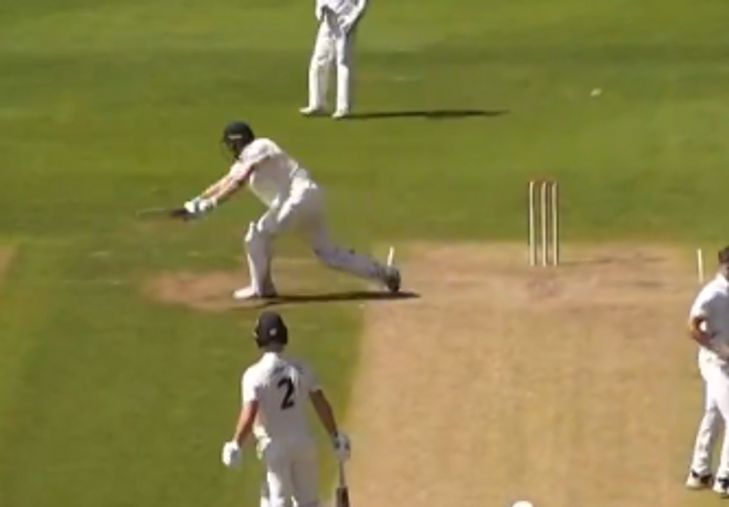 Zak Crawley 100th run chalked off