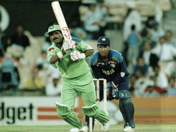 he-started-imitating-me-why-javed-miandad-mocked-kiran-more.Click to read full article.