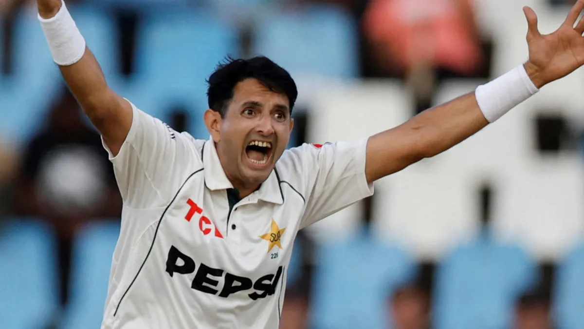 Pakistan's Mohammad Abbas (L) successfully appeals for the dismissal of South Africa's Tristan Stubbs (R) during the third day of the first cricket Test match between South Africa and Pakistan at SuperSport Park in Centurion on December 28, 2024