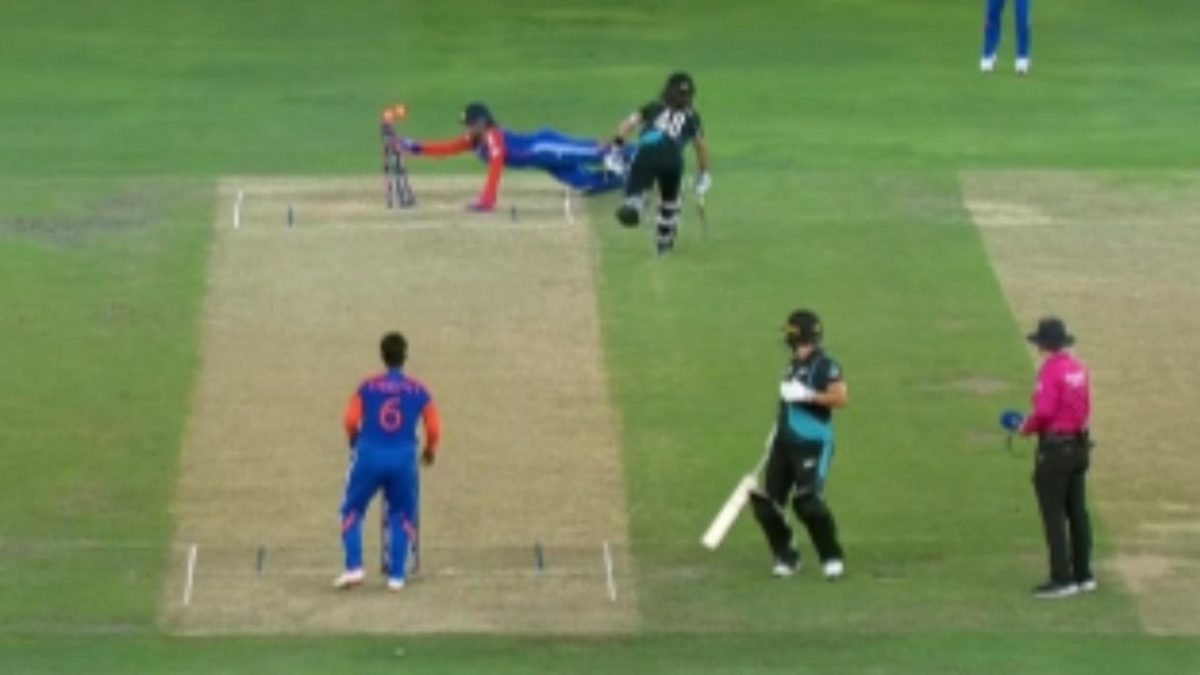 India were denied a run out of Amelia Kerr after the umpires deemed the ball dead during the Women’s T20 World Cup clash - here’s what happened.