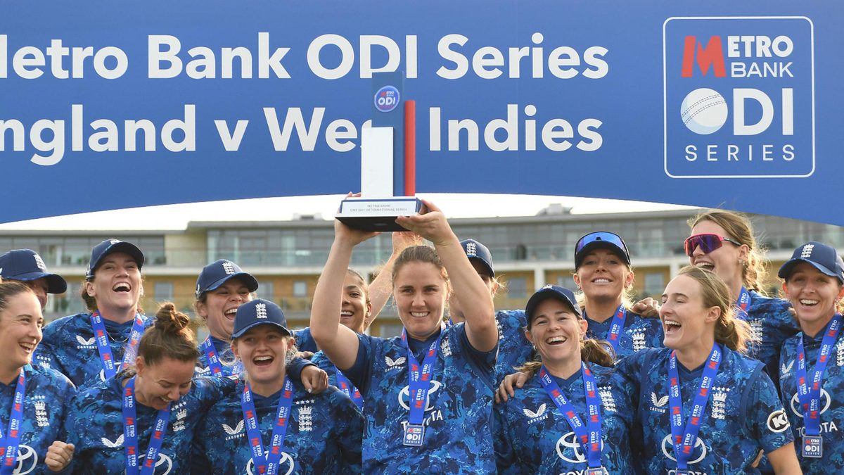 England captain Nat Sciver-Brunt lifts the series trophy after the 3rd Women's Metro Bank ODI match between England and West Indies at The Cooper Associates County Ground on June 07, 2025 in Taunton, England