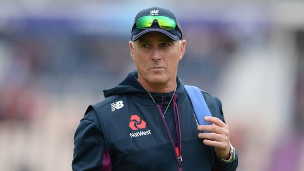 thorpe-batting-collapse-ashes.Click to read full article.