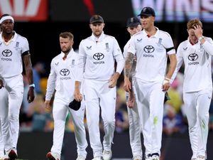 the-four-changes-england-could-make-to-try-keep-ashes-2025-alive.Click to read full article.