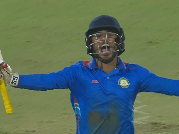 five-100s-in-nine-games-india-batter-aman-mokhade-becomes-joint-fastest-to-1000-list-a-runs.Click to read full article.