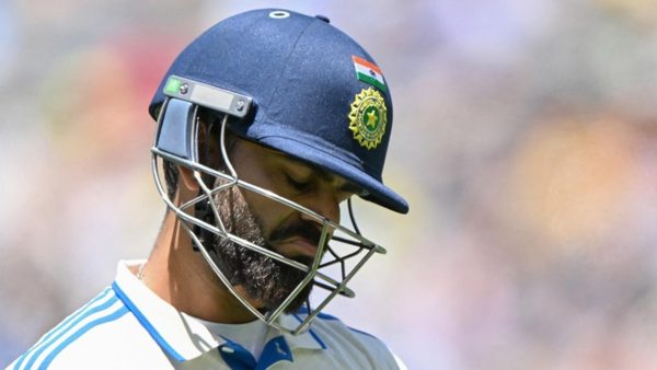 the-extraordinary-stat-that-helps-explain-virat-kohlis-day-one-dismissal.Click to read full article.