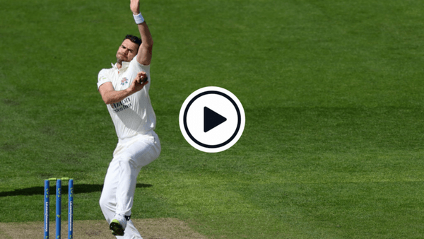 watch-james-anderson-takes-7-19-in-eye-poppingly-gorgeous-county-new-ball-masterclass.Click to read full article.