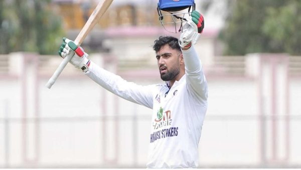 afghanistan-mohammad-nabi-son-hassan-eisakhil-stellar-start-first-class-cricket.Click to read full article.