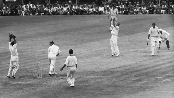 when-an-irresistible-richie-benaud-spun-a-web-around-england-to-seize-ashes-glory.Click to read full article.