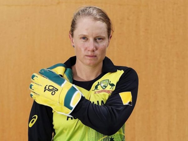 alyssa-healy-takes-aim-at-weirdos-hoarding-toilet-paper.Click to read full article.