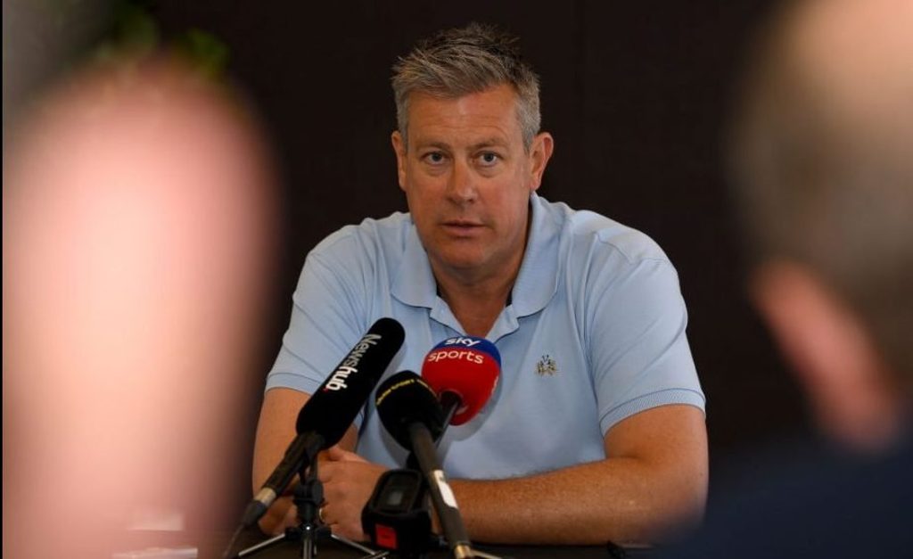 Ashley Giles: ‘It isn’t realistic for players to be in a bubble for 10 weeks’