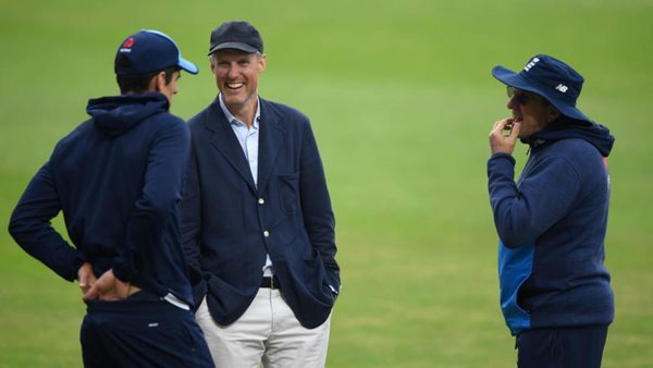 ed-smith-alastair-cook-selector.Click to read full article.