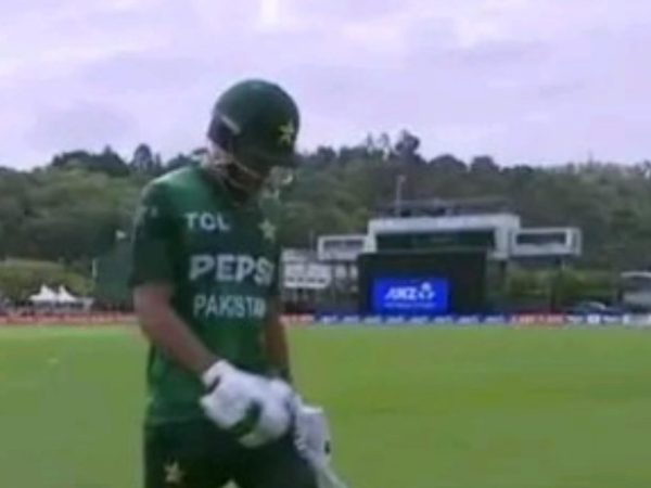 two-innings-two-ducks-pakistan-international-joins-unwanted-club-with-scoreless-start-to-t20i-career.Click to read full article.
