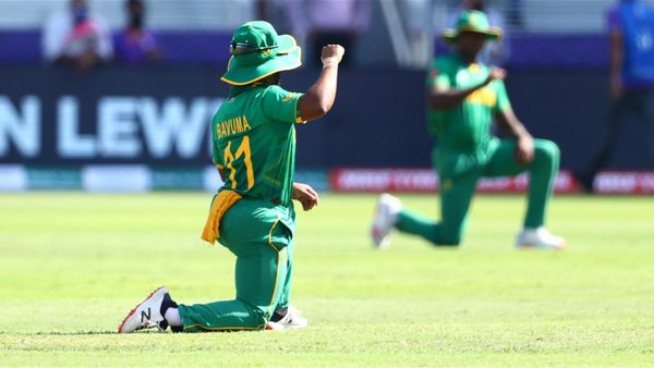 csa-mandate-players-to-take-the-knee-as-de-kock-opts-out-of-selection-for-personal-reasons.Click to read full article.