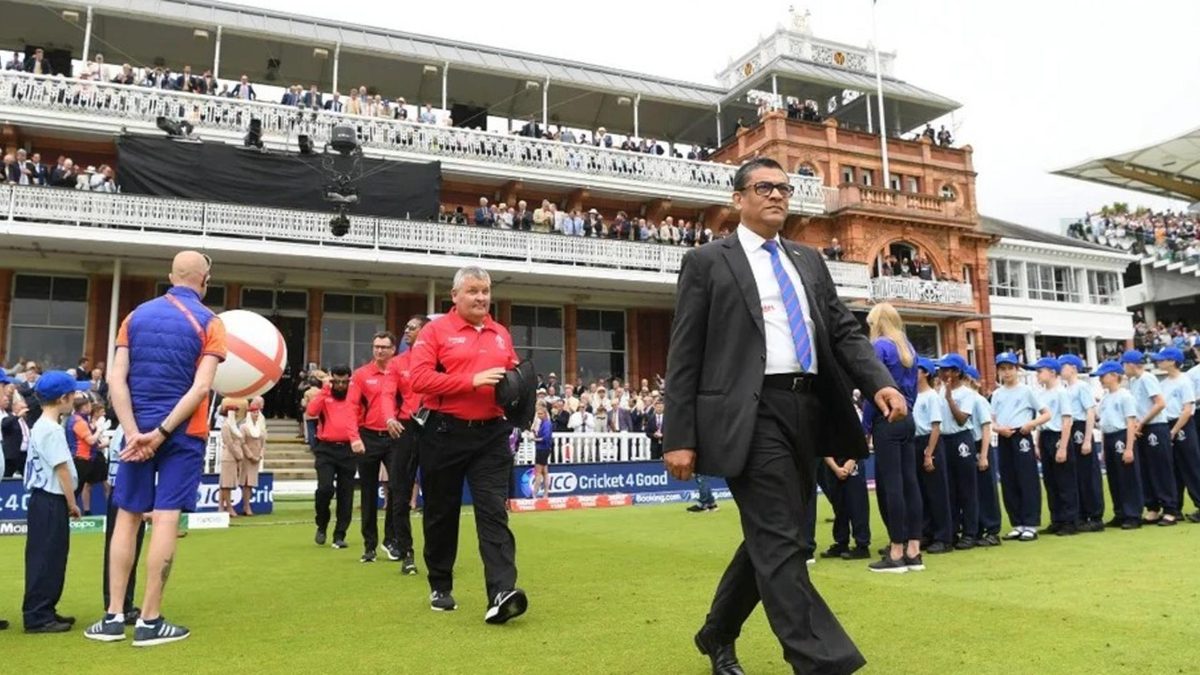 Ranjan Madugalle became the first match referee to officiate in 400 men’s ODIs. Here's a list of individuals who have refereed the most matches.