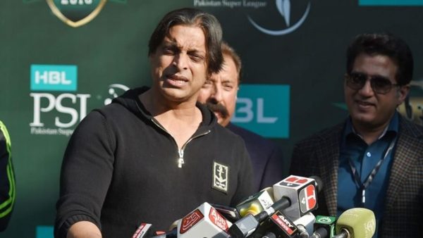shoaib-akhtar-delivers-epic-rant-after-icc-snub-pakistan-in-awards-of-the-decade.Click to read full article.