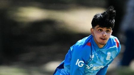 brother-england-international-farhan-ahmed-named-u19-captain-breakout-summer.Click to read full article.