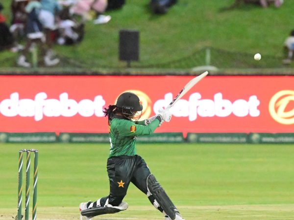 fastest-womens-t20i-fifty-pakistan-skipper-fatima-sana-breaks-world-record-in-teams-second-200-plus-total-in-three-games.Click to read full article.