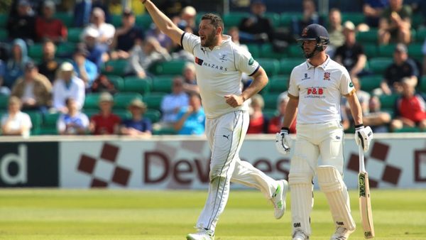 tim-bresnan-pens-new-two-year-yorkshire-contract.Click to read full article.