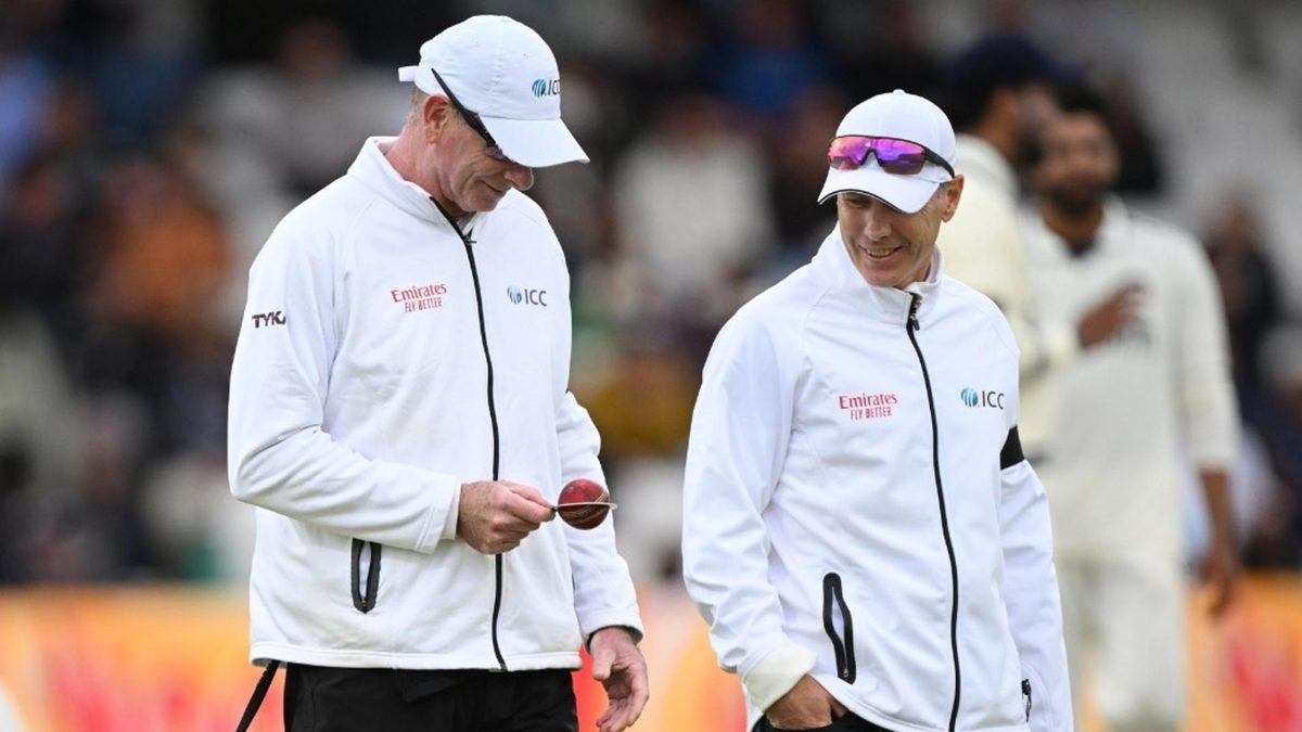 India’s repeated requests for a ball change on the last day of the Headingley Test highlighted the lack of clarity and specifics in the current rules governing when a ball can be replaced.