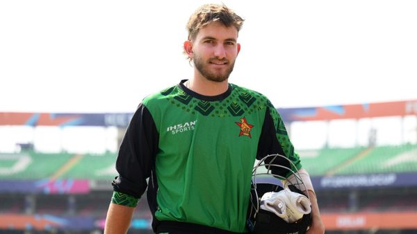 psl-bound-zimbabwe-t20-world-cup-star-hits-match-winning-134-in-list-a-competition.Click to read full article.